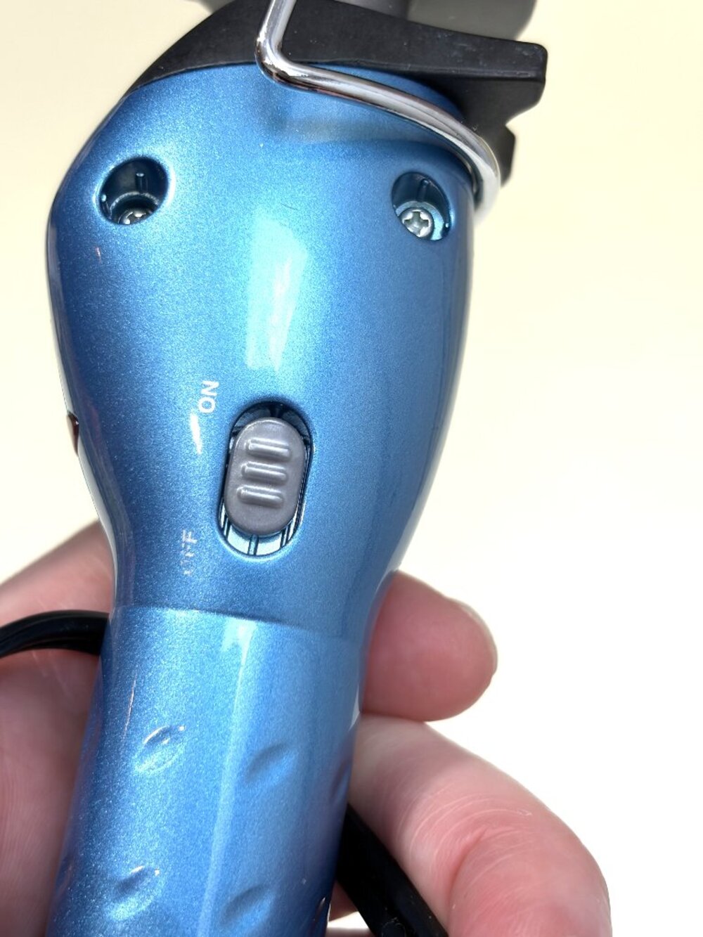 NWOT BaBylissPRO Nano Titanium 1¼" Spring Curling Iron Blue - Picture 4 of 8